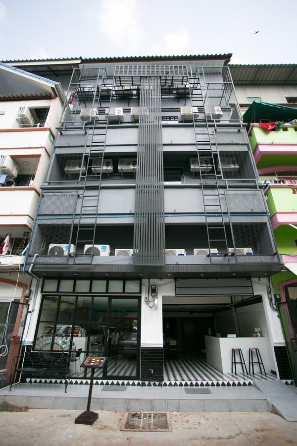 The Bed Hostel @Patong Экстерьер фото